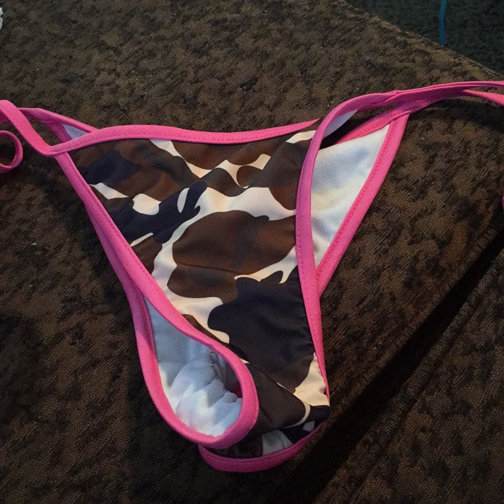 Swim suit bottoms
